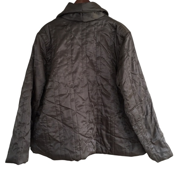 CHICO’S Gorgeous Army Green Quilted Satin Jacket/Coat - Picture 4 of 5